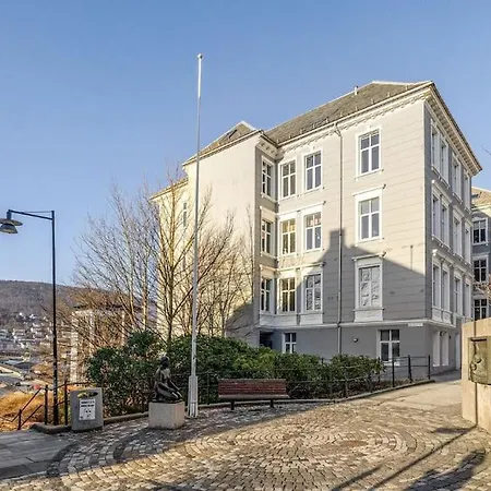 Apartment Modern With Panoramic View In