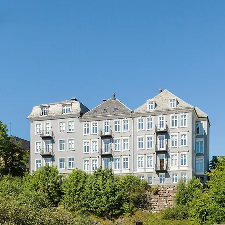Modern With Panoramic View In Leilighet *
